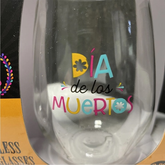 Dia De Los Muertos 2-Pack Stemless Plastic Wine Glasses NEW Day Of The Dead 4.2z - Picture 5 of 5